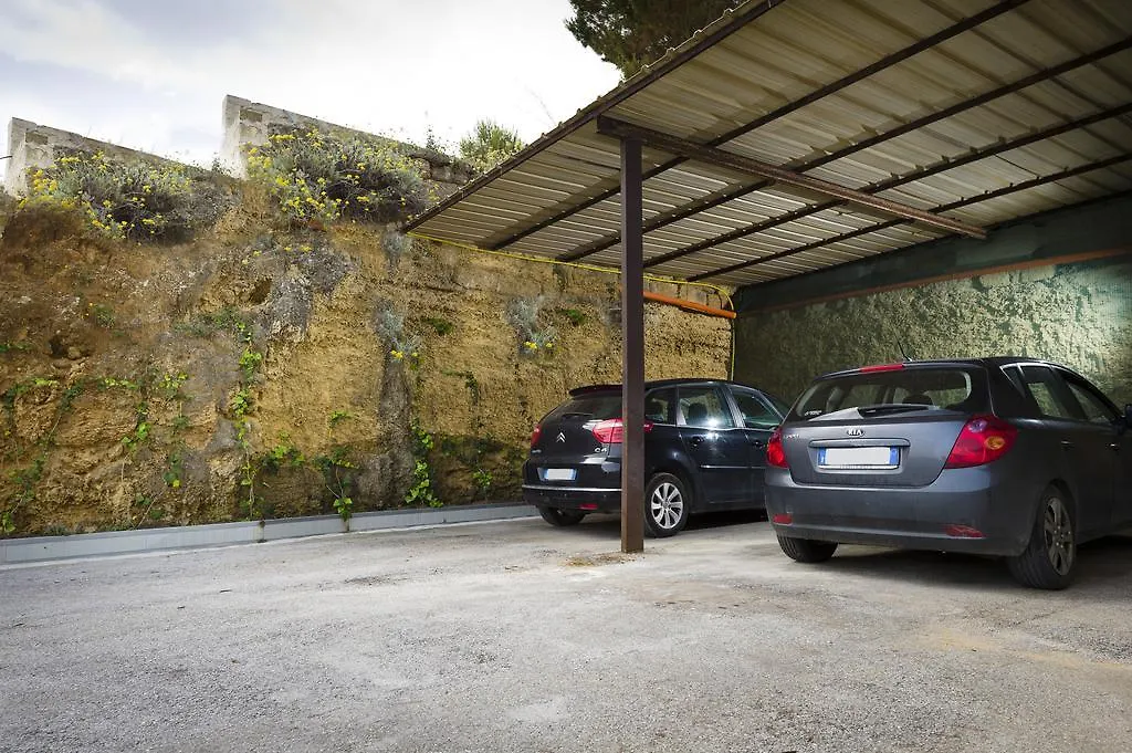 Bivani a 100 m dal mare Castellammare del Golfo 0*,  Italia